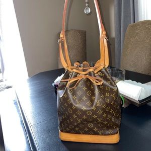 Louis Vuitton noe GM